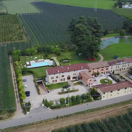 Belvivere 乡村民宿 *