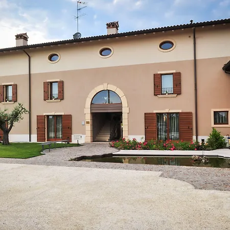 Gospodarstwo wiejskie Belvivere *